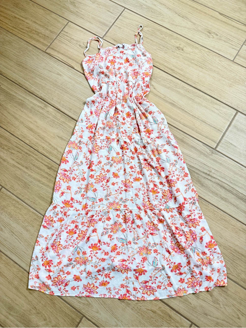 SO Floral Maxi Dress XL White Orange Boho Tiered Smocked Sundress Rayon